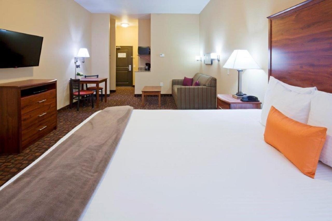 Grand Forks Lodge And Suites 외부 사진