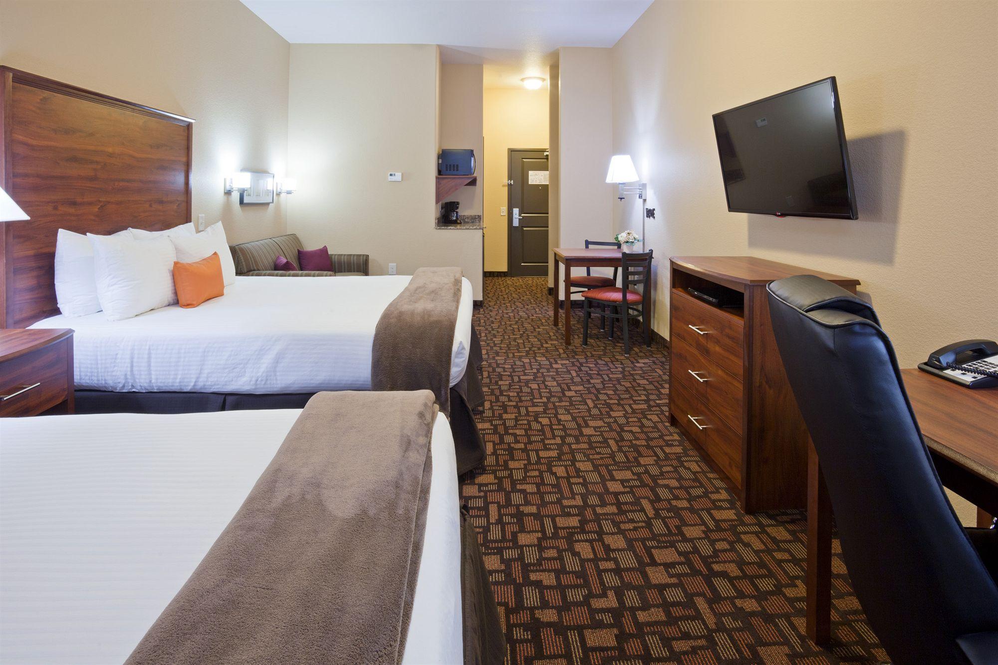 Grand Forks Lodge And Suites 외부 사진