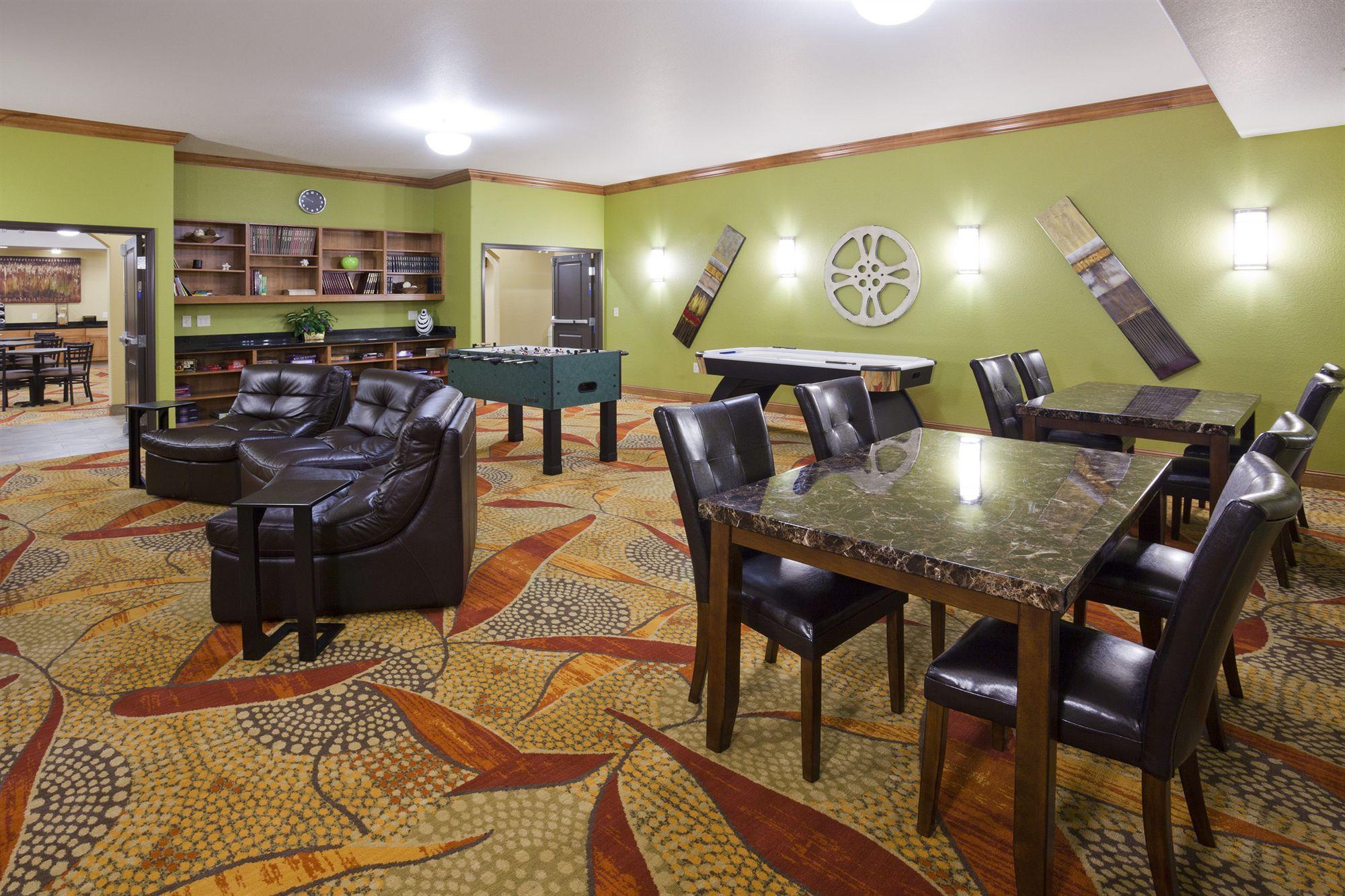 Grand Forks Lodge And Suites 외부 사진