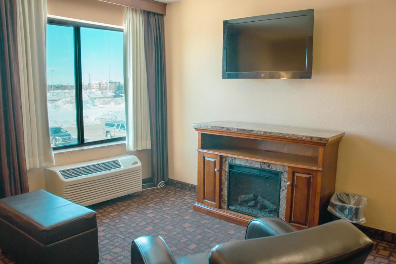 Grand Forks Lodge And Suites 외부 사진