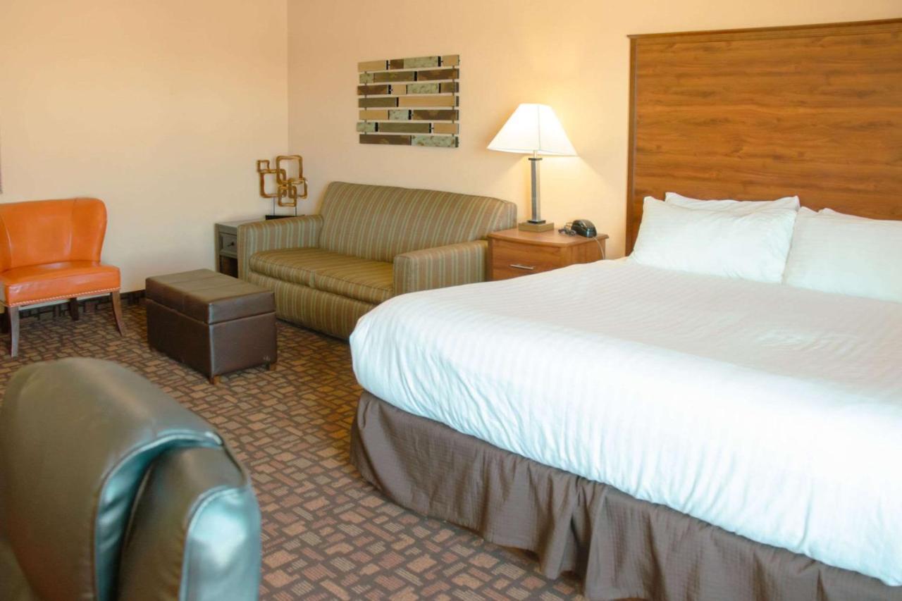 Grand Forks Lodge And Suites 외부 사진